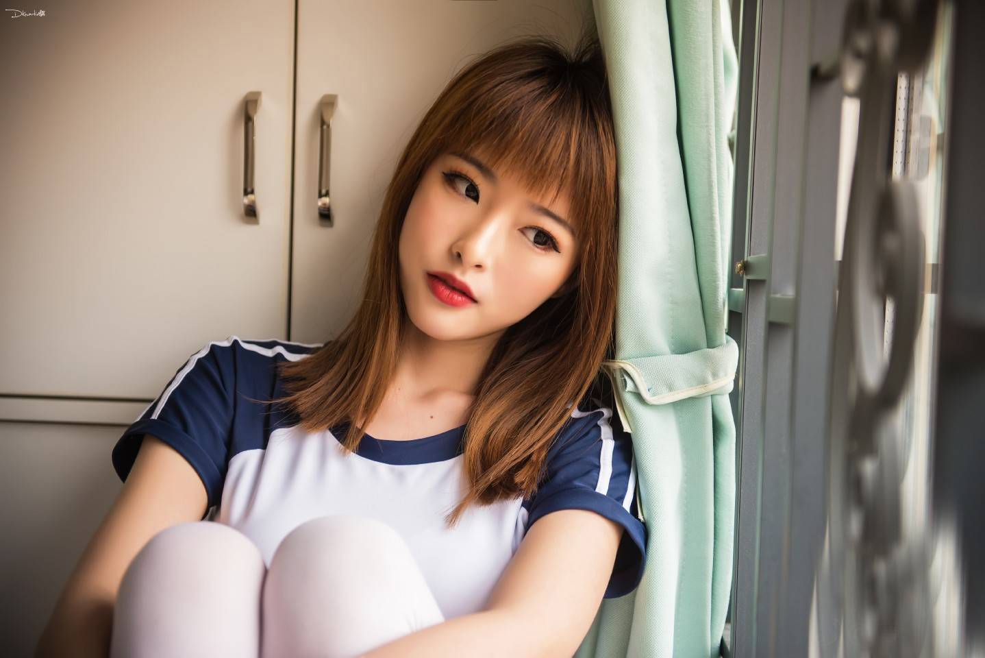 微博白丝少女-COS世界