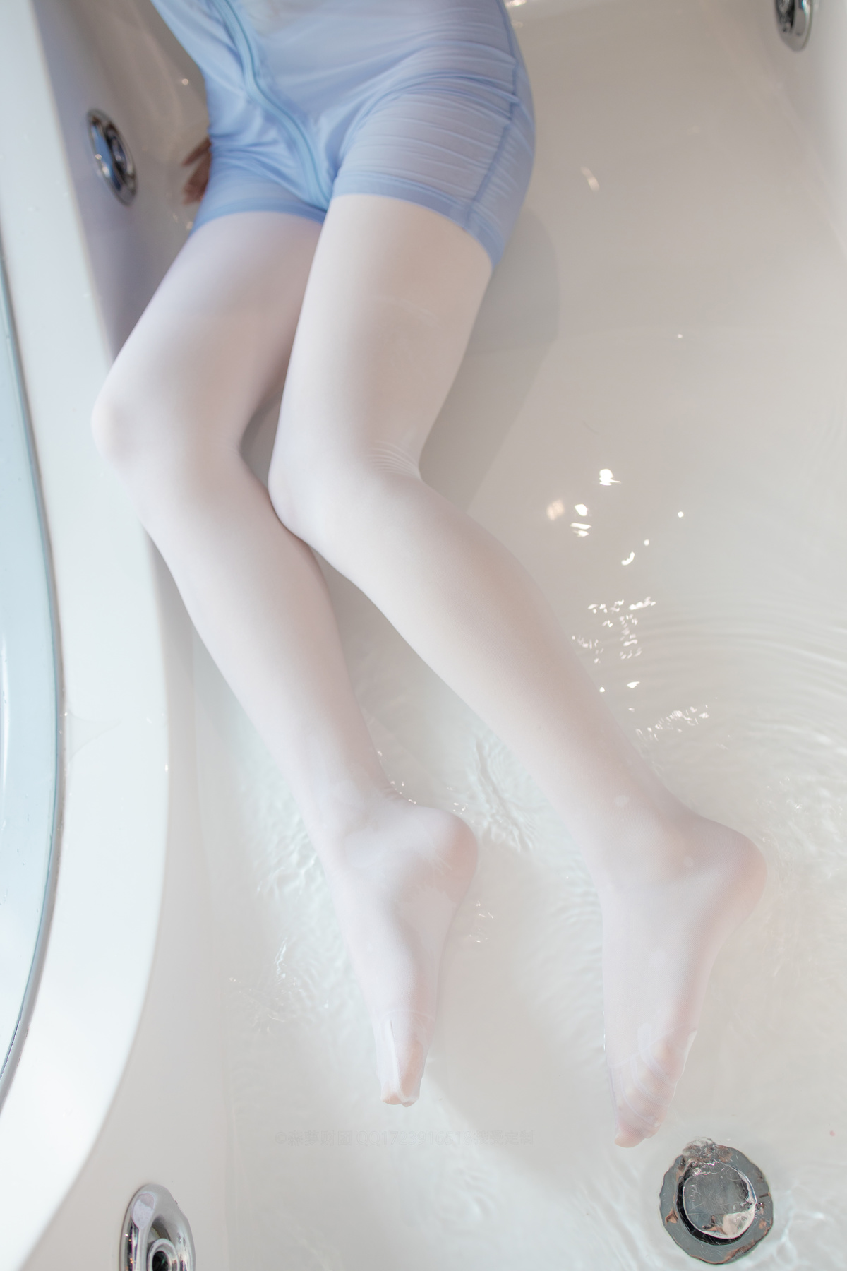 图片[132]-鱼缸里的诱惑-COS世界