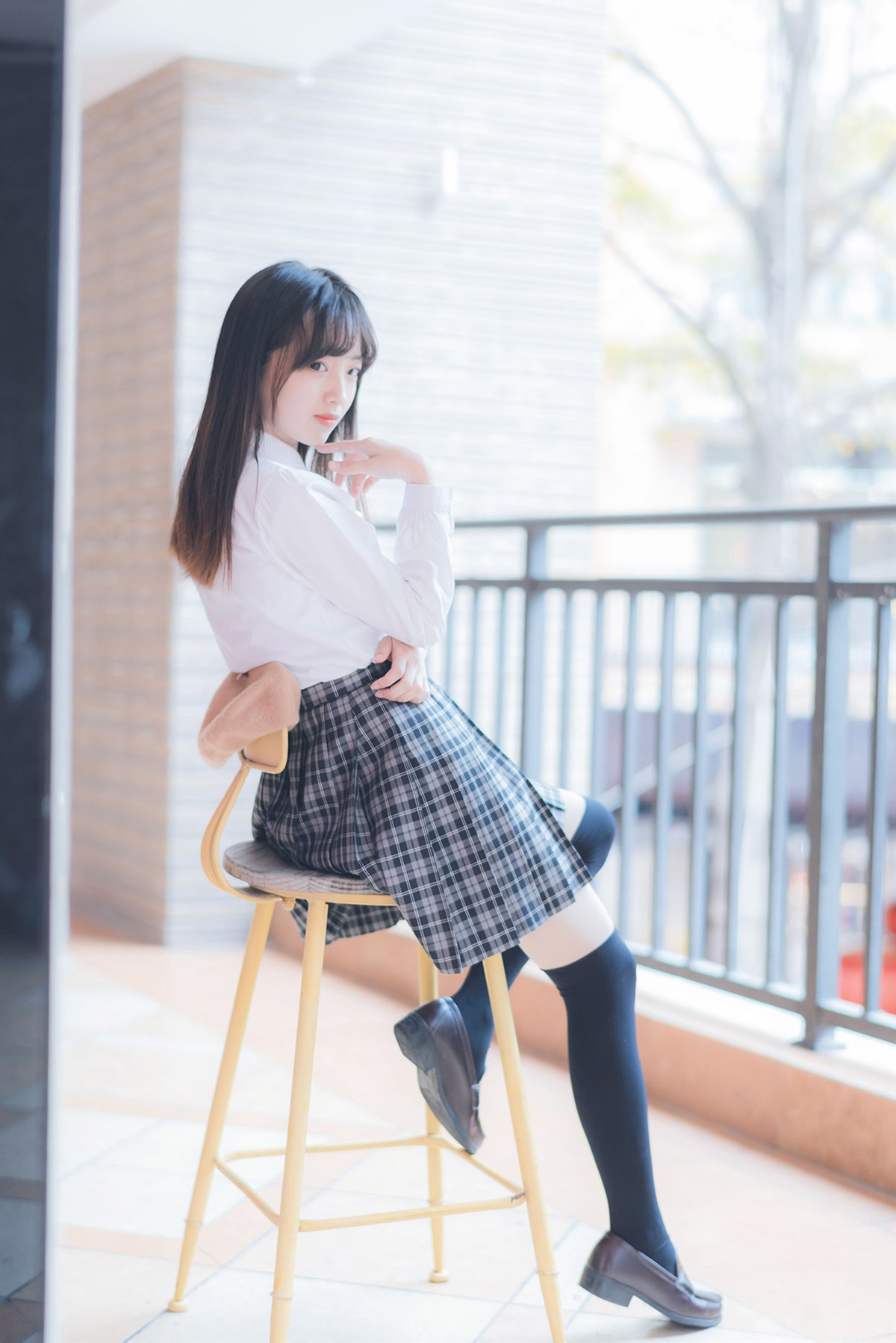 一只甜甜的小女友-COS世界