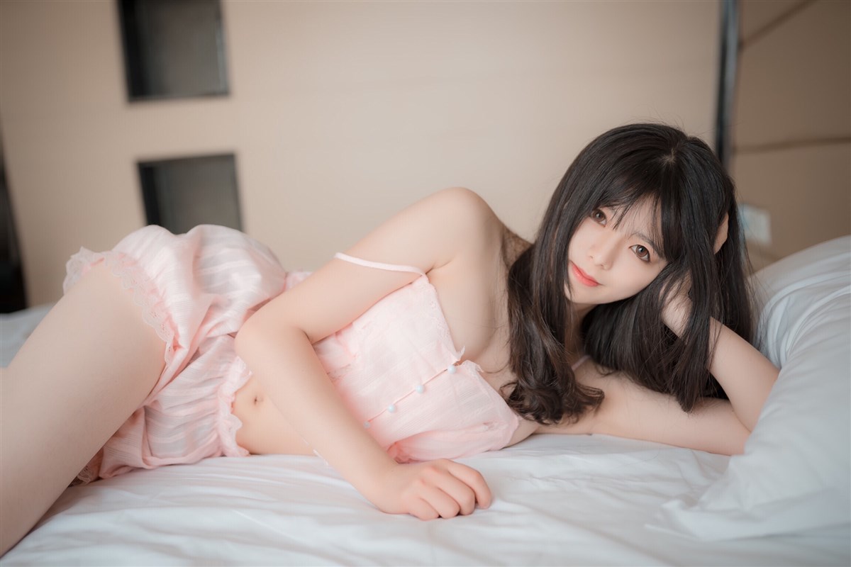 图片[4]-穿睡衣的女友-COS世界