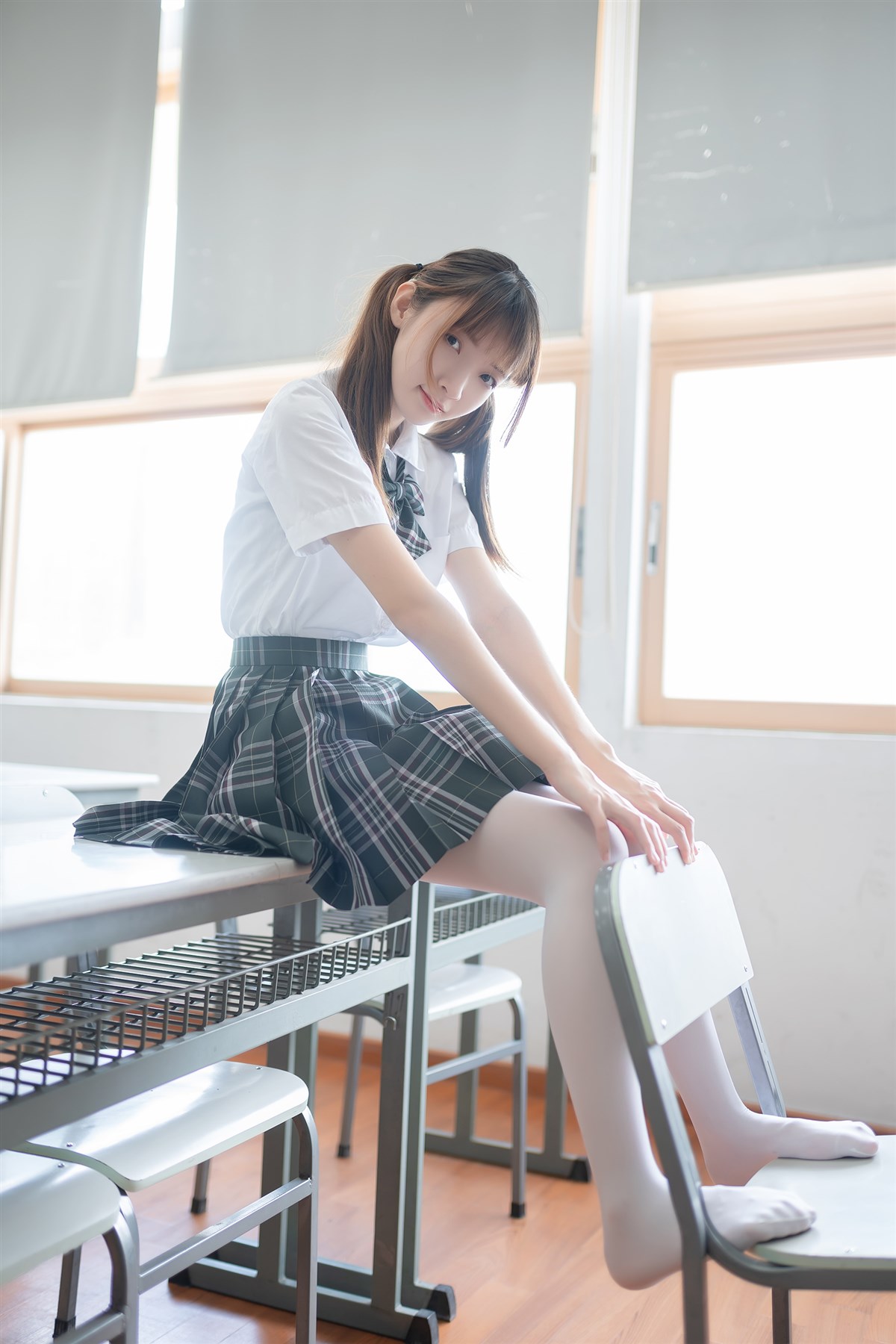 图片[4]-白丝双马尾少女-COS世界
