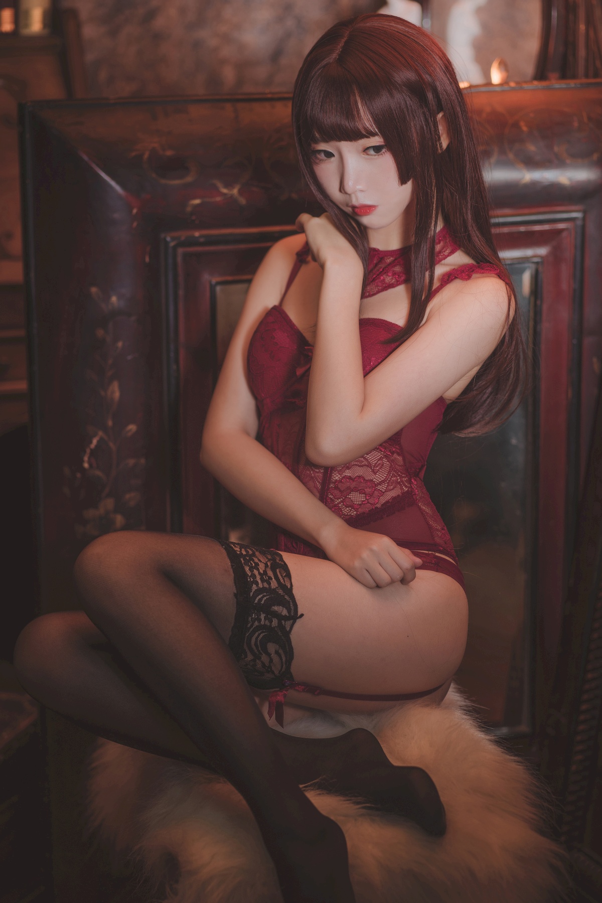 图片[2]-面饼仙儿 – 脑内少女 红色束衣-COS世界