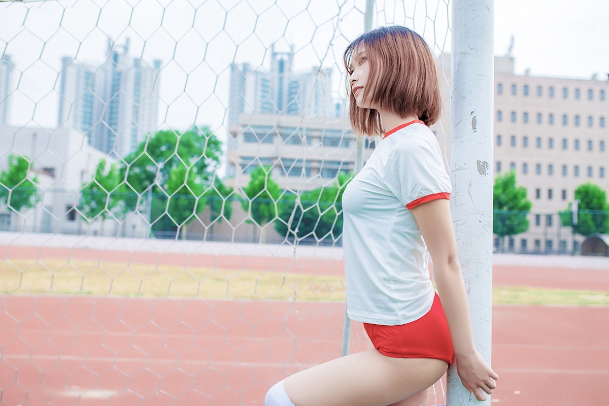 二次元少女眼睛简笔画-COS世界