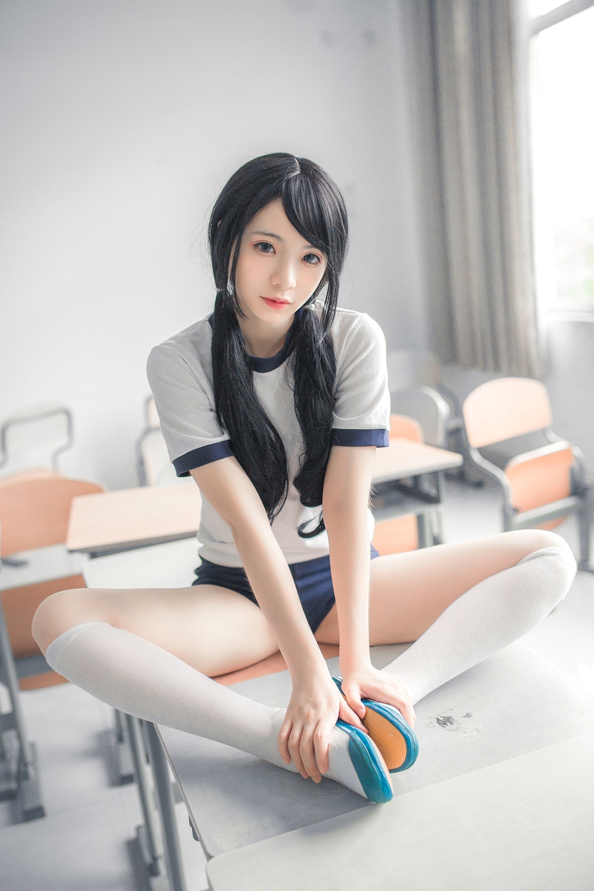 图片[2]-二次元美女有装动态图-COS世界