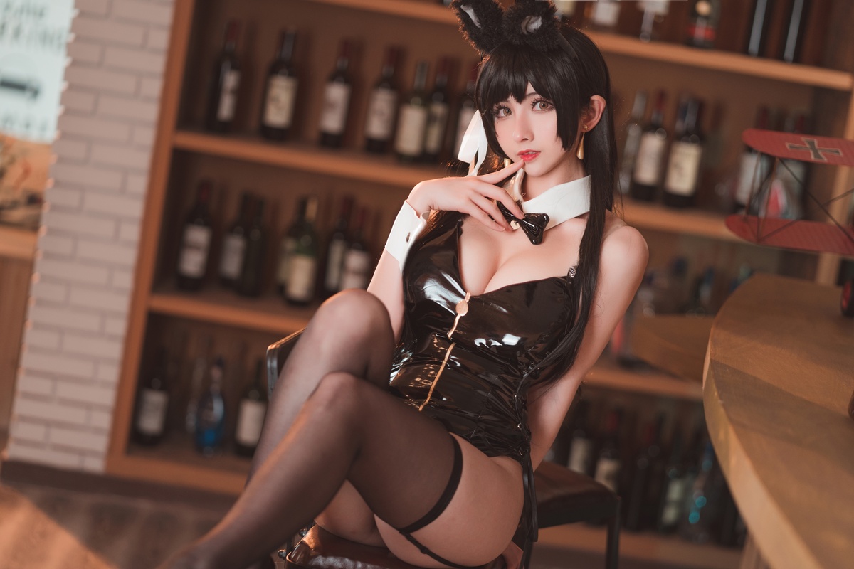 图片[2]-rioko凉凉子爱宕兔女郎-COS世界