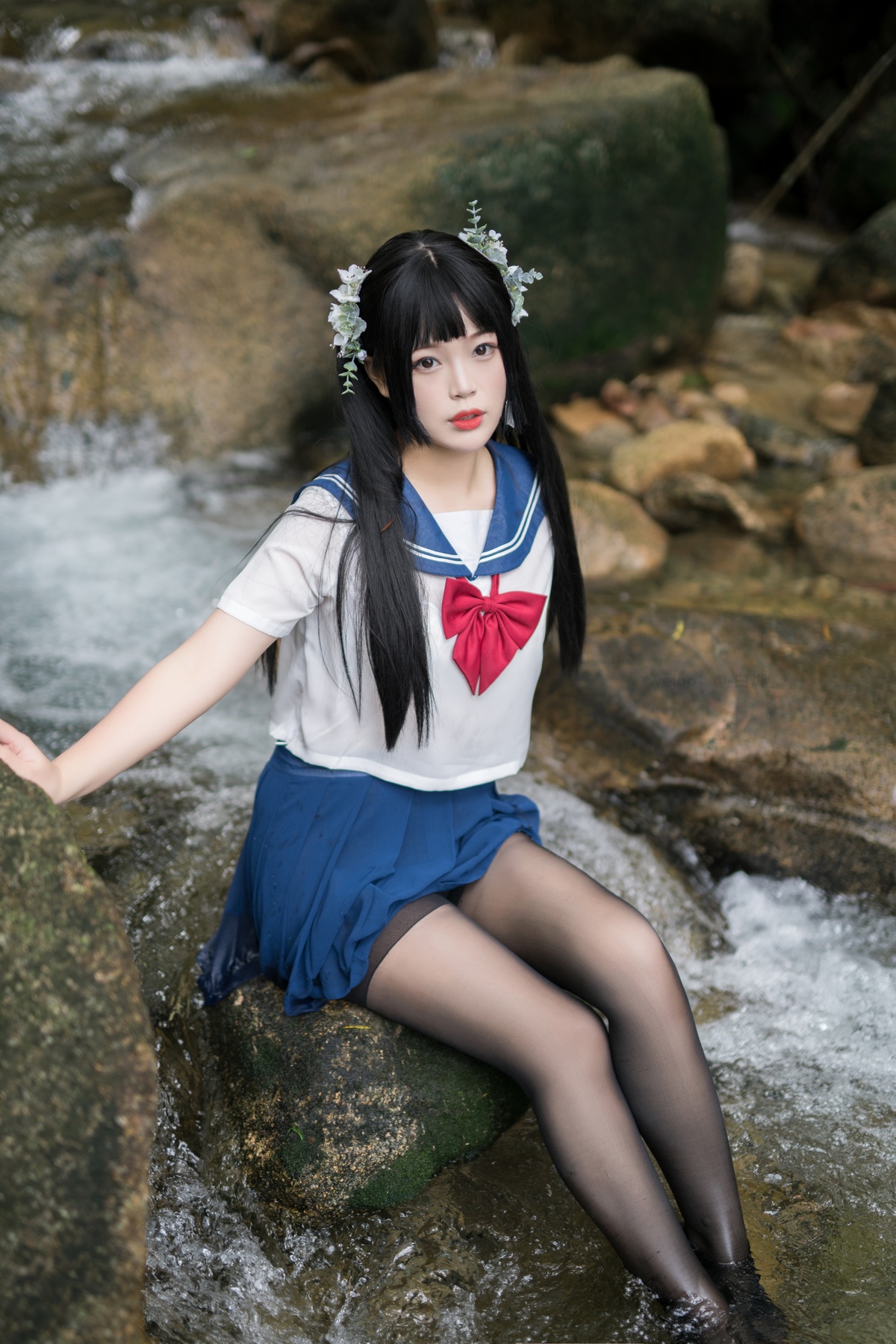 白烨-Vol.0013湿身JK[98p-2v-1.77G]-COS世界