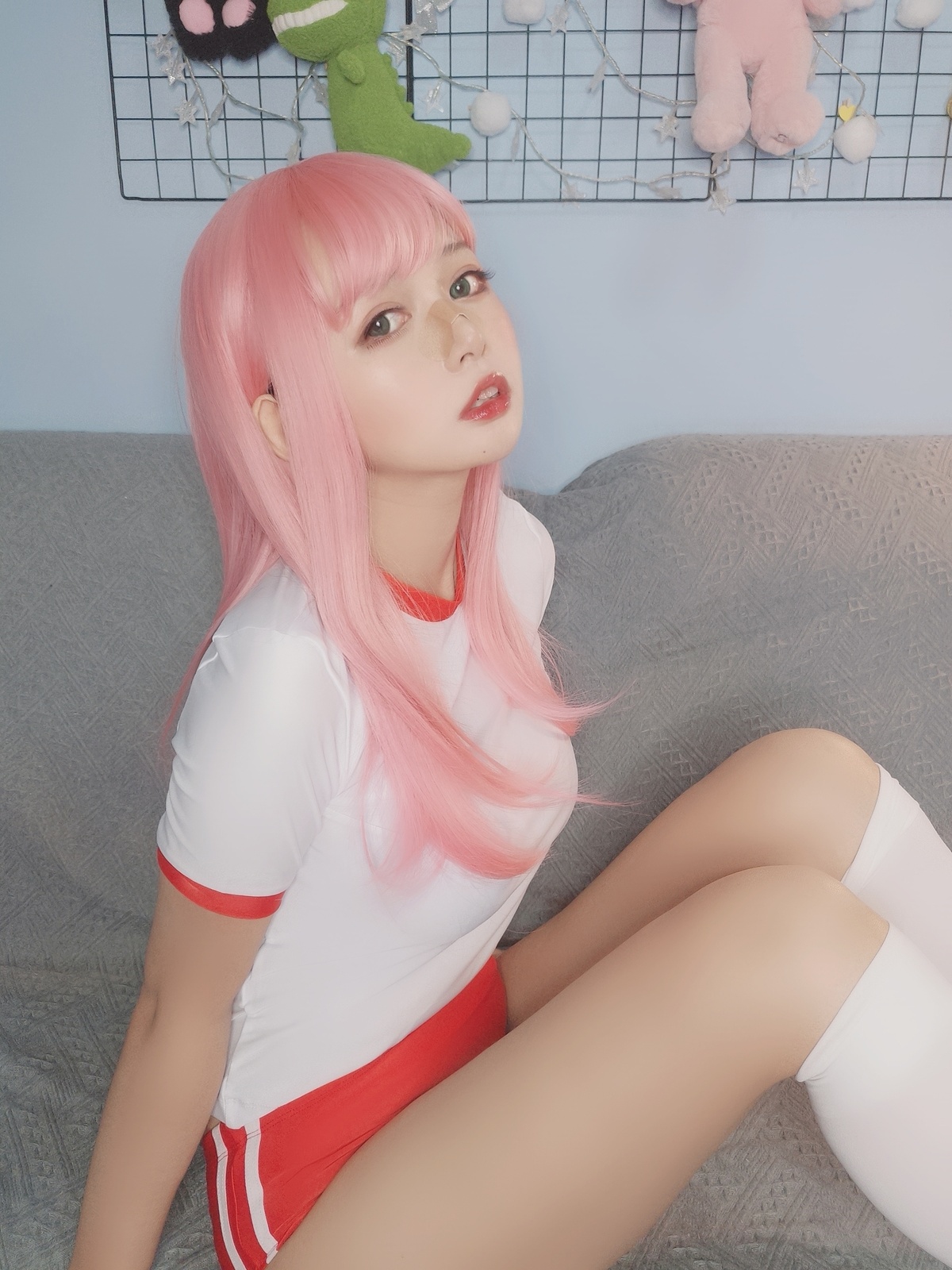 黑猫猫OvO – 体操服自拍-COS世界