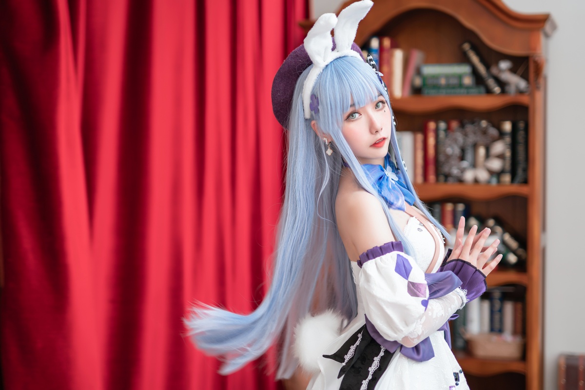 Momoko葵葵 HK416-COS世界