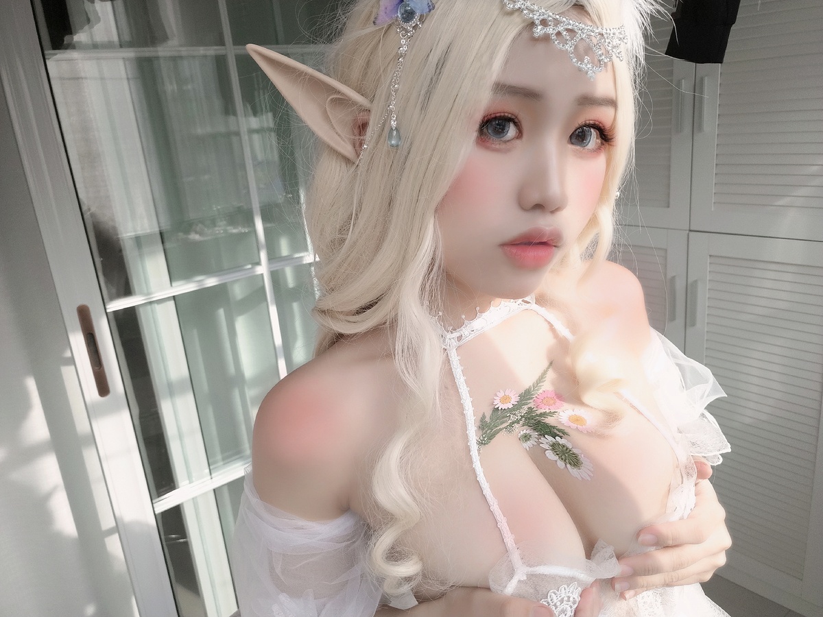图片[3]-一笑芳香沁-少女与花-COS世界