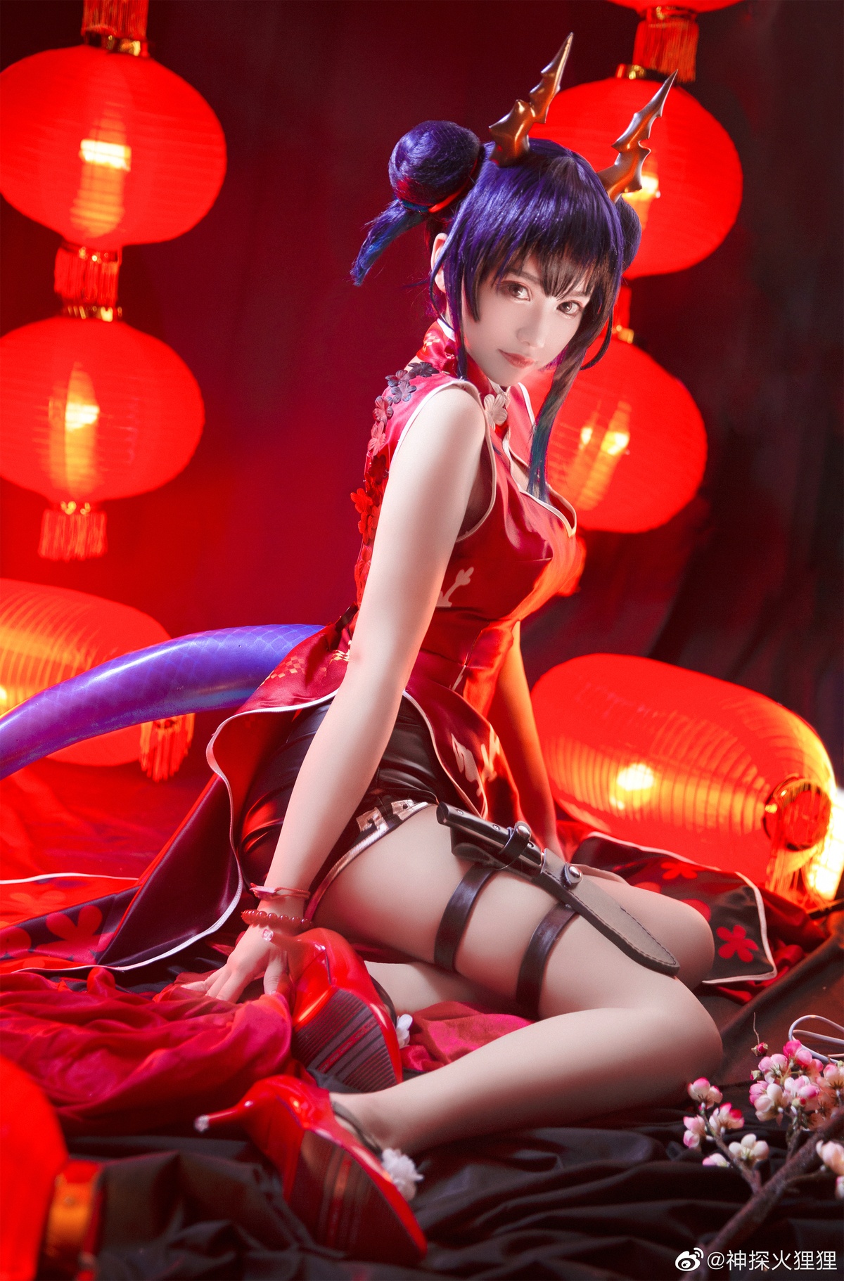 图片[3]-神探火狸狸 – 陈 岁红霞 (明日方舟)-COS世界