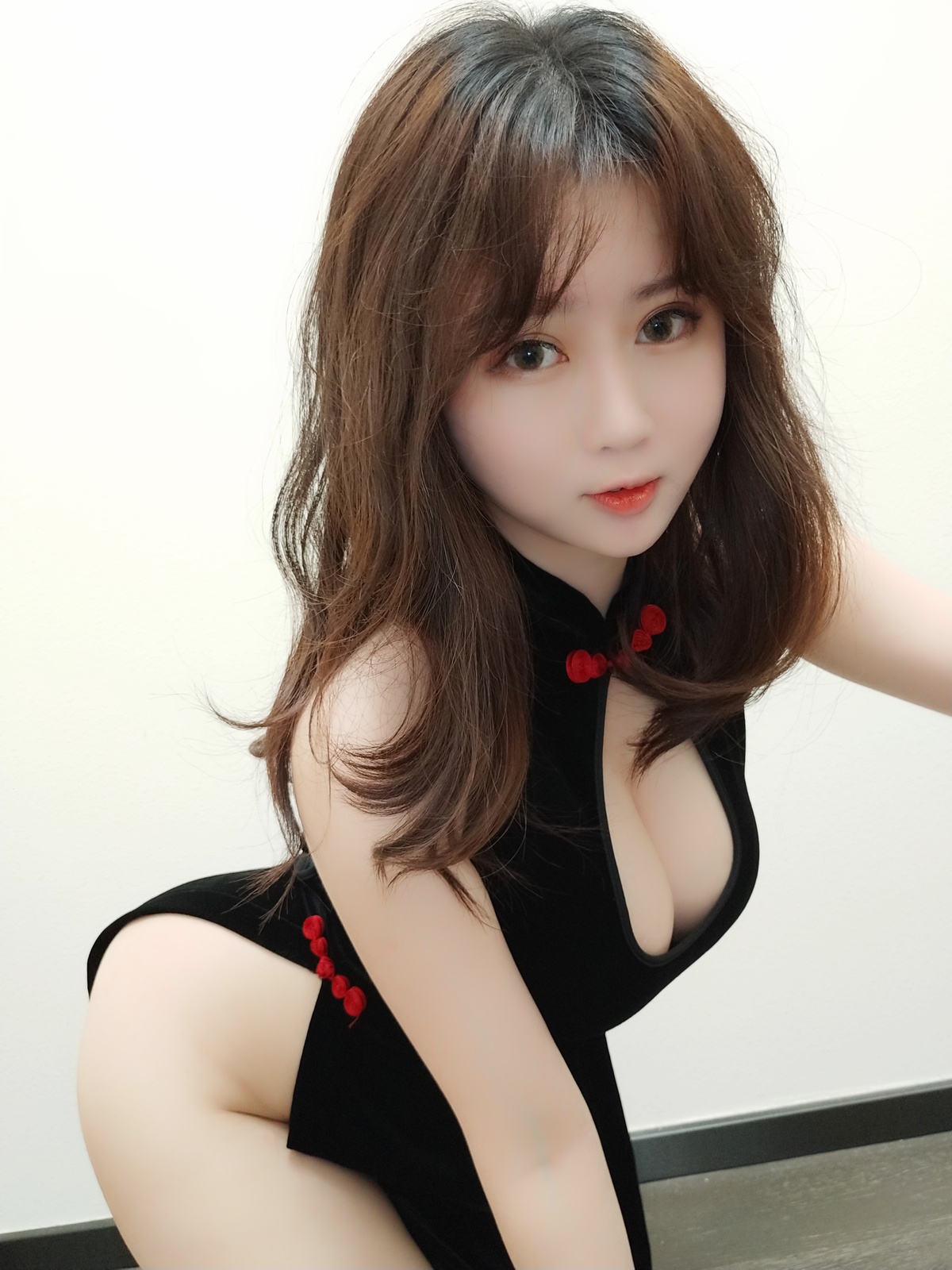图片[4]-是依酱呀-开叉旗袍[25P-50MB]-COS世界