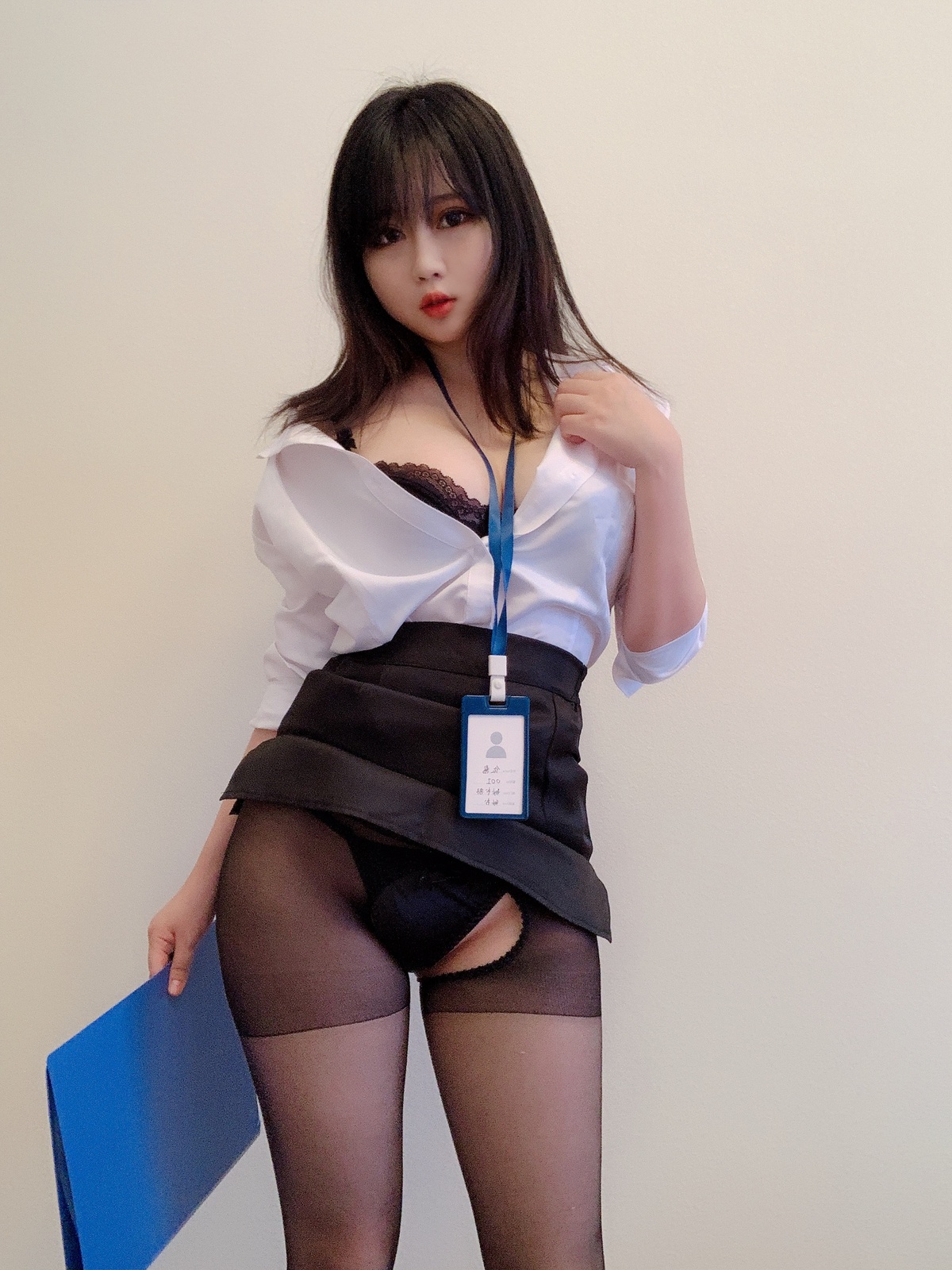 图片[5]-是依酱呀-黑丝制服[29P-57MB]-COS世界