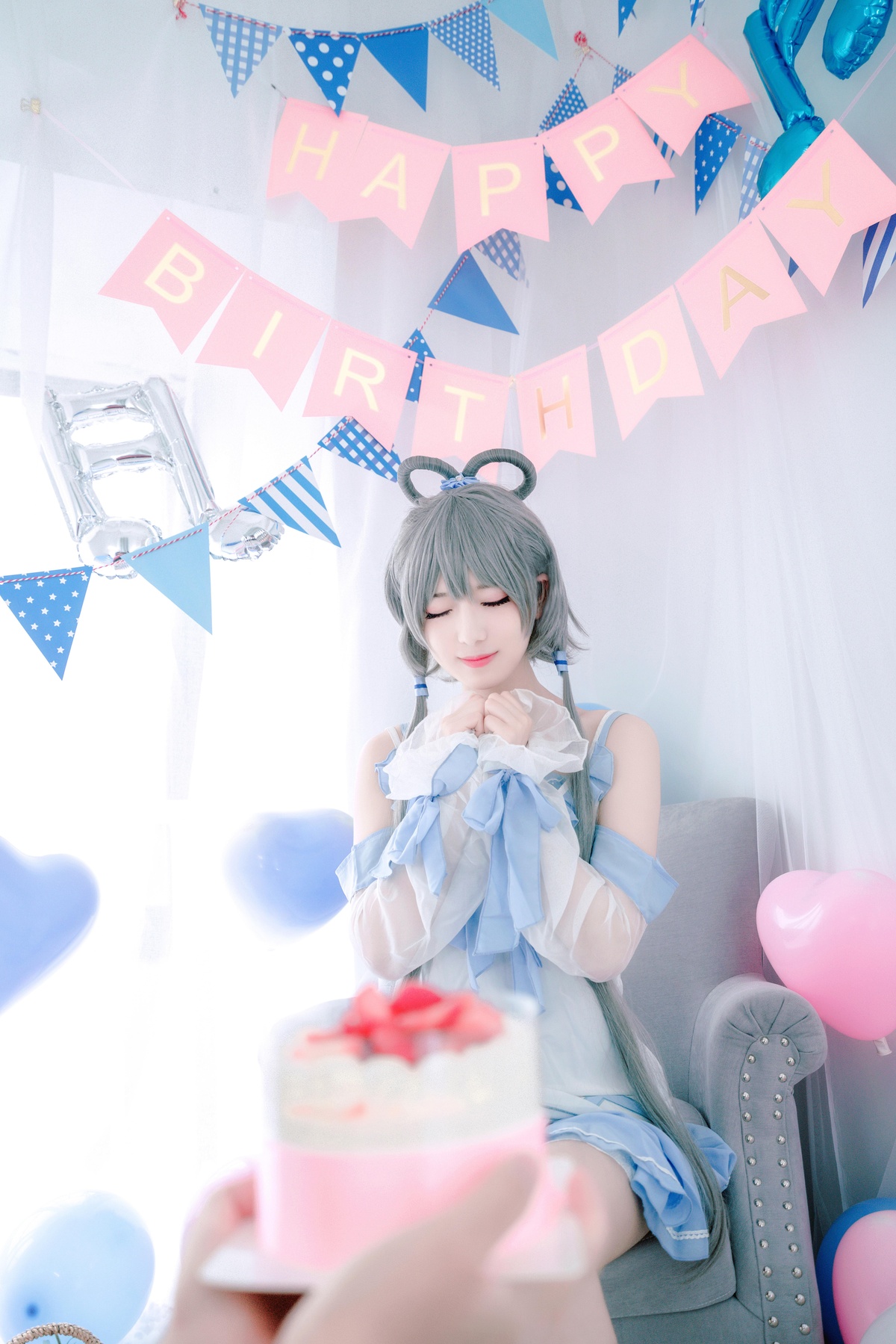 弥音音-洛天依 生日快乐-COS世界