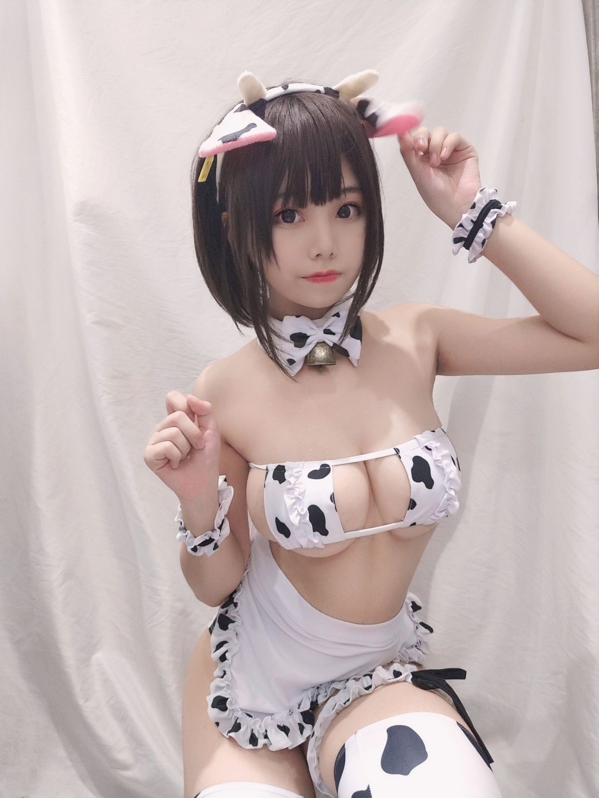 蜜汁猫裘-自拍 小奶牛女仆-COS世界