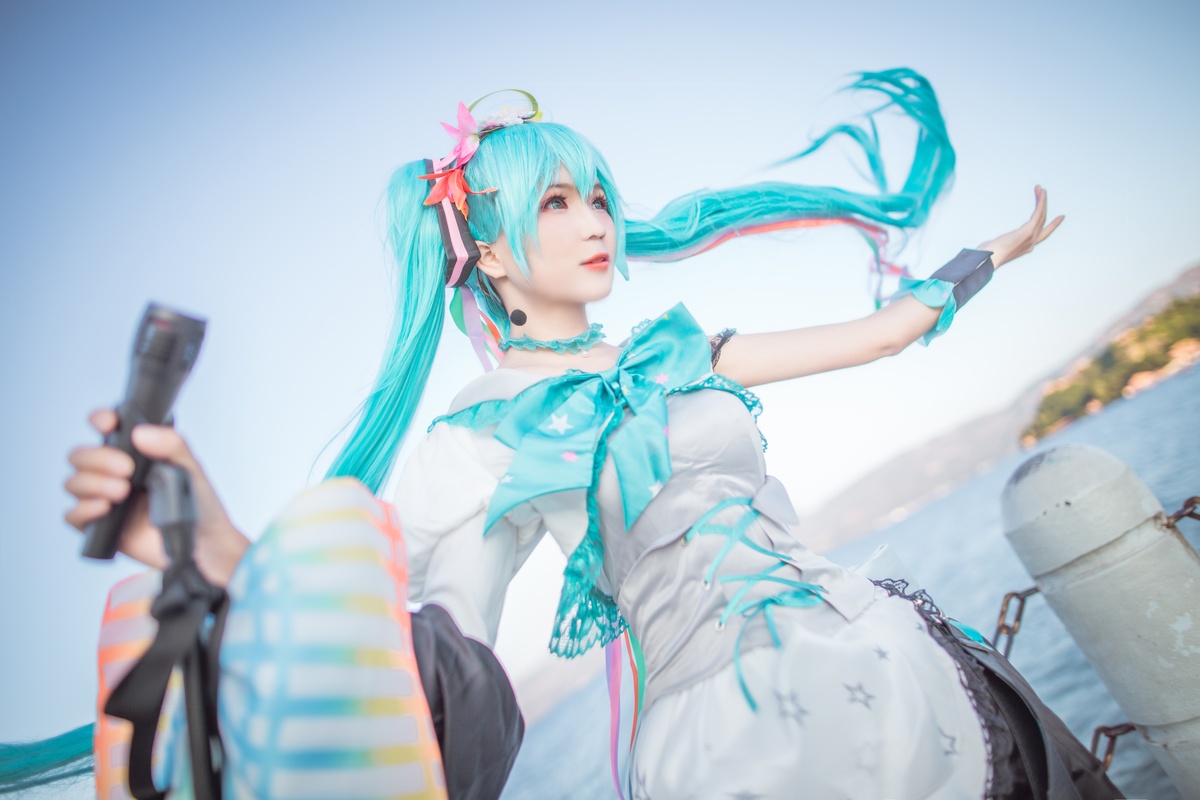 【微博红人】-北之北 VOL.07 初音未来[14P-127MB]-COS世界