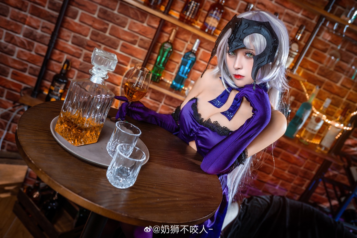 图片[3]-【cosplay】-奶狮不咬人-黑贞德-COS世界