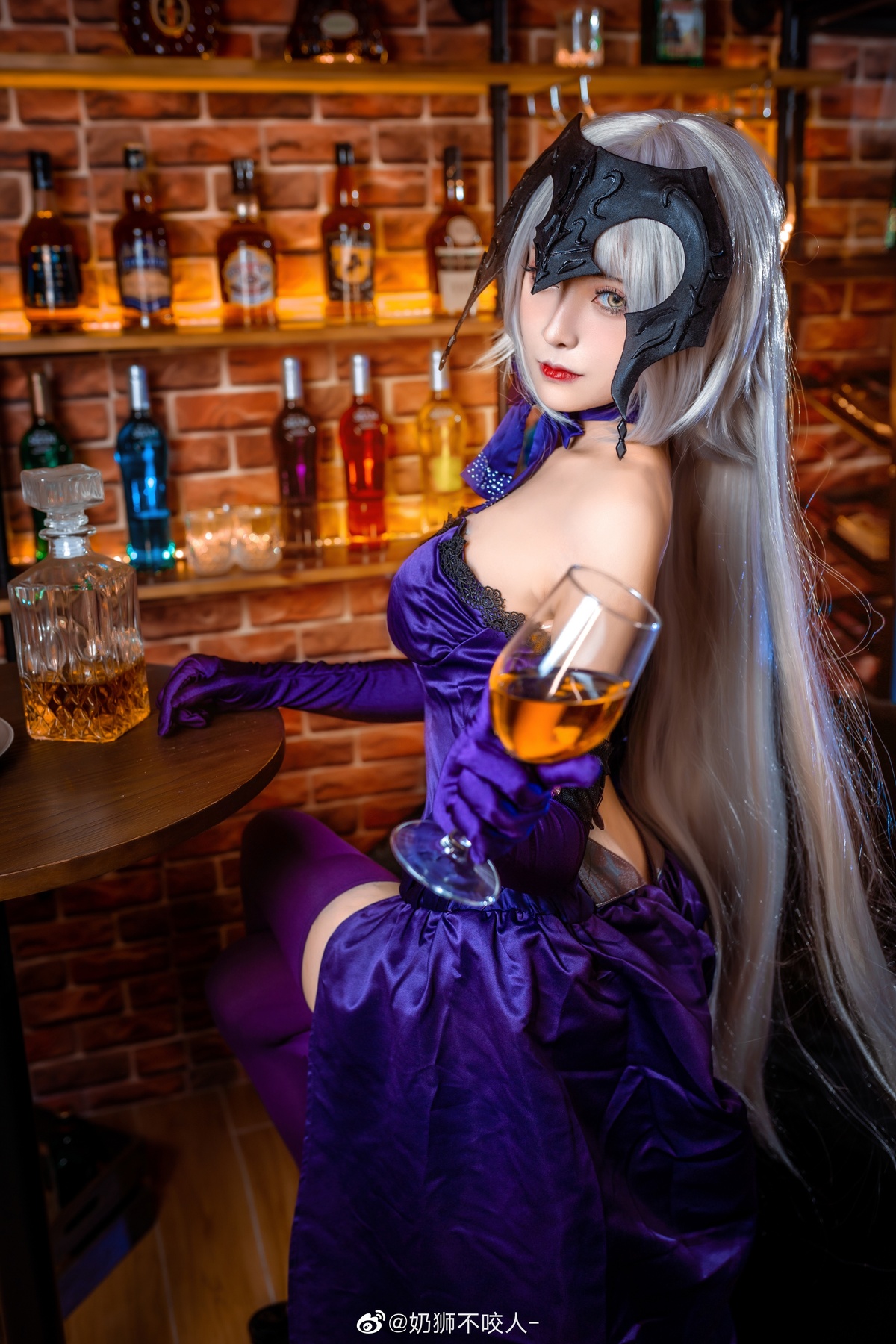 图片[5]-【cosplay】-奶狮不咬人-黑贞德-COS世界