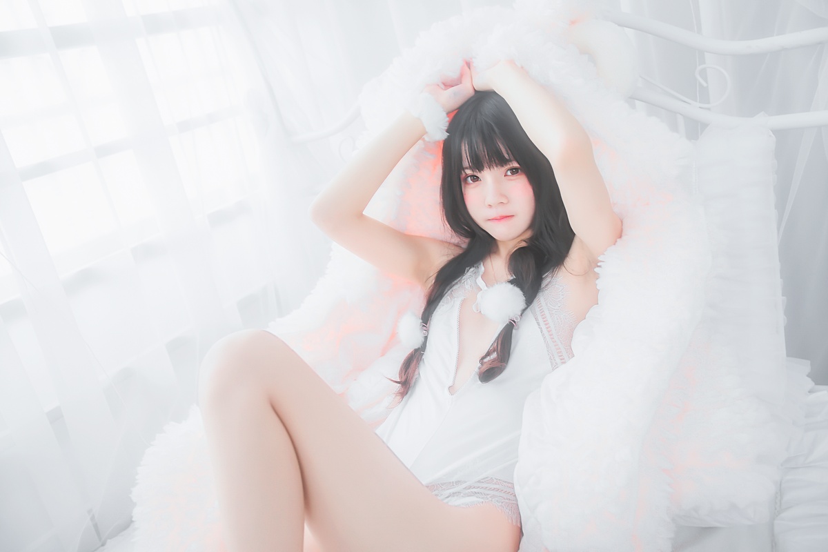 【coser】044【桜桃喵】冬眠系列纯白私房-COS世界