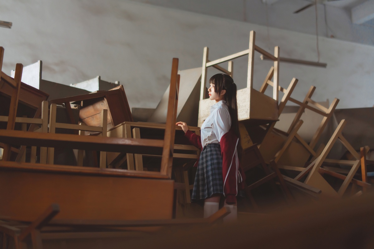 图片[3]-【coser】079【桜桃喵】废弃教室-COS世界