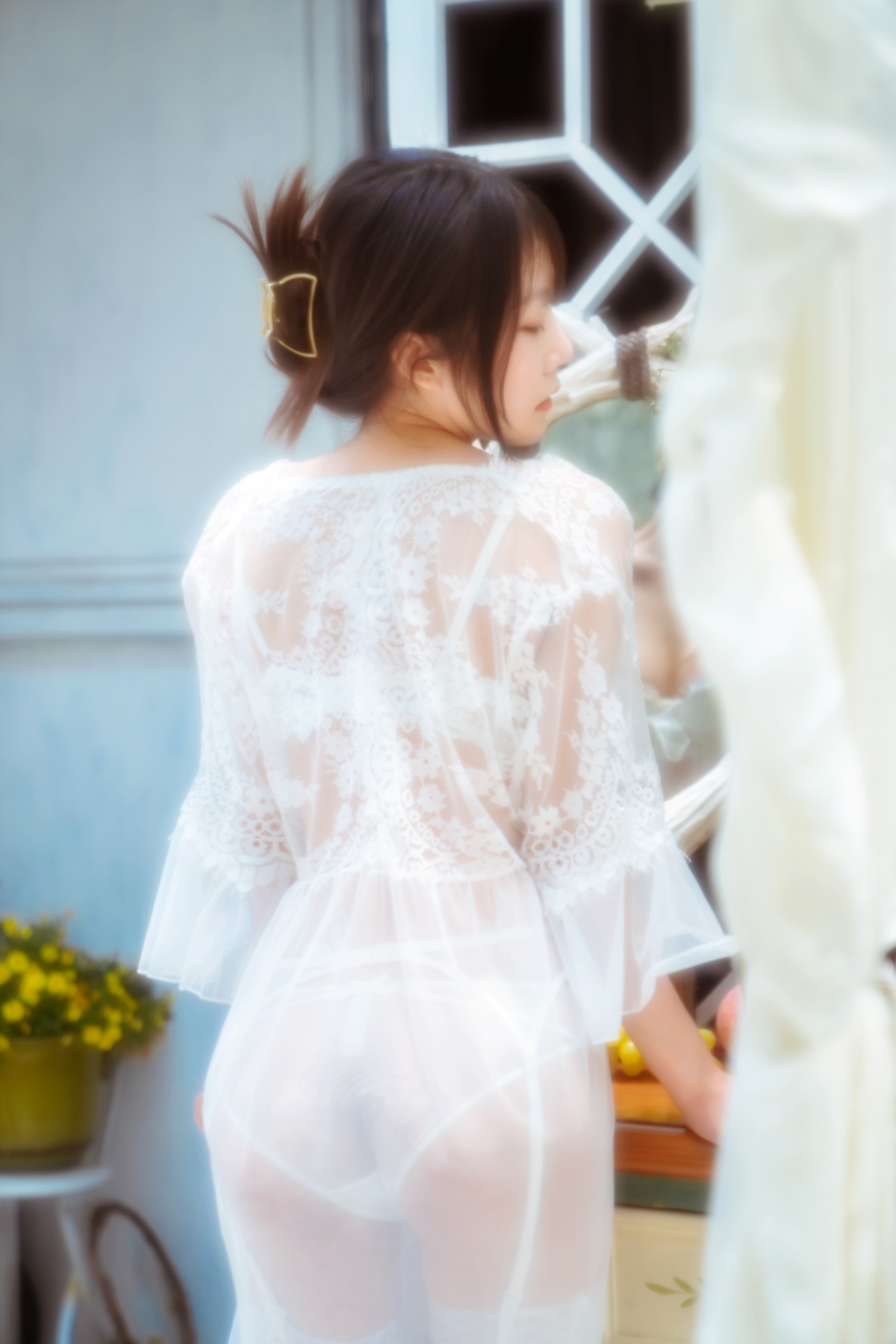图片[2]-香草喵露露-玻璃房少女-COS世界