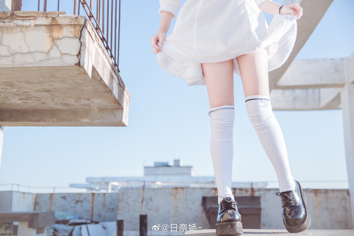 「微博红人」日奈娇-蕾姆 白裙-COS世界