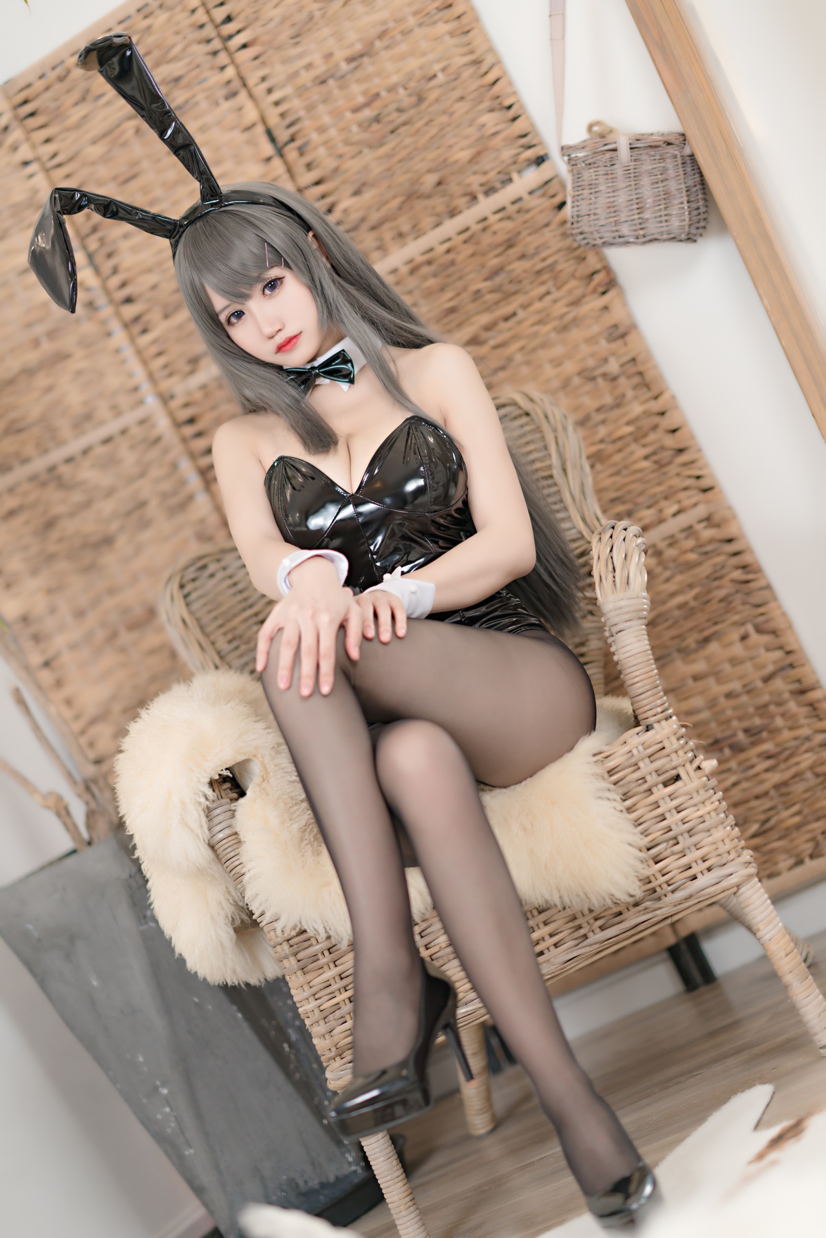 【coser】小仓千代w-麻衣兔女郎-COS世界