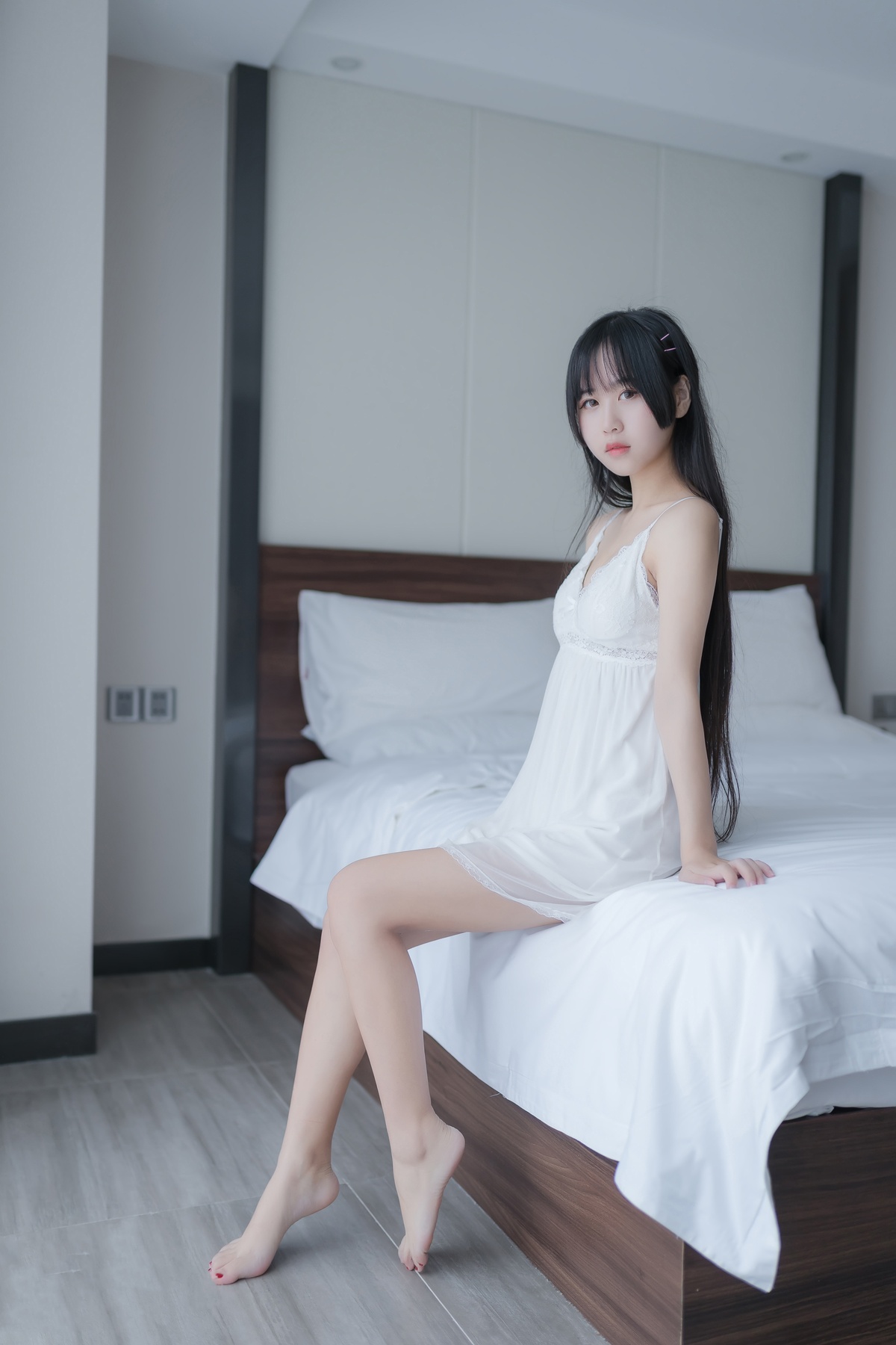 萌芽儿o0 NO.001 白色私房-COS世界