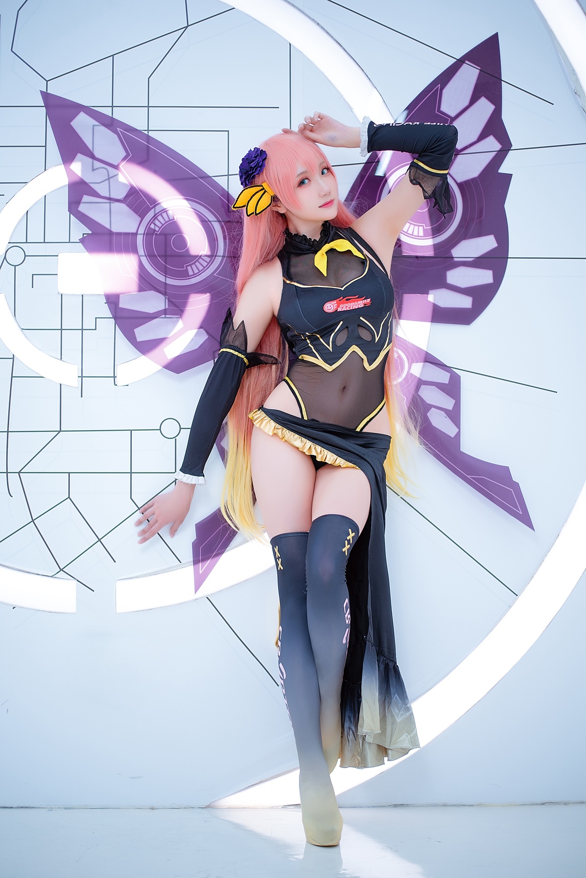 图片[2]-知名动漫博主@瓜希酱-LUKA 赛车-COS世界