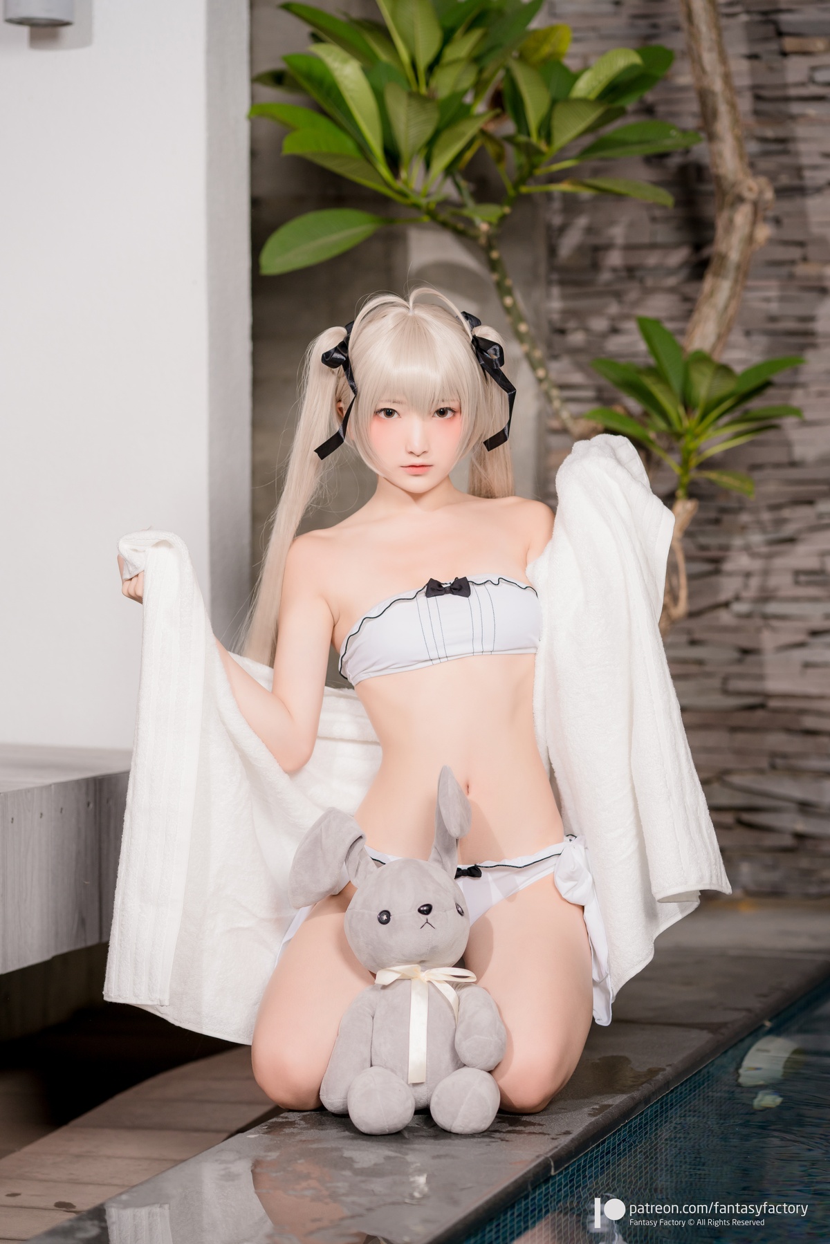【coser】「网红萝莉」Fantasy Factory 小丁付费百度云第四部-COS世界