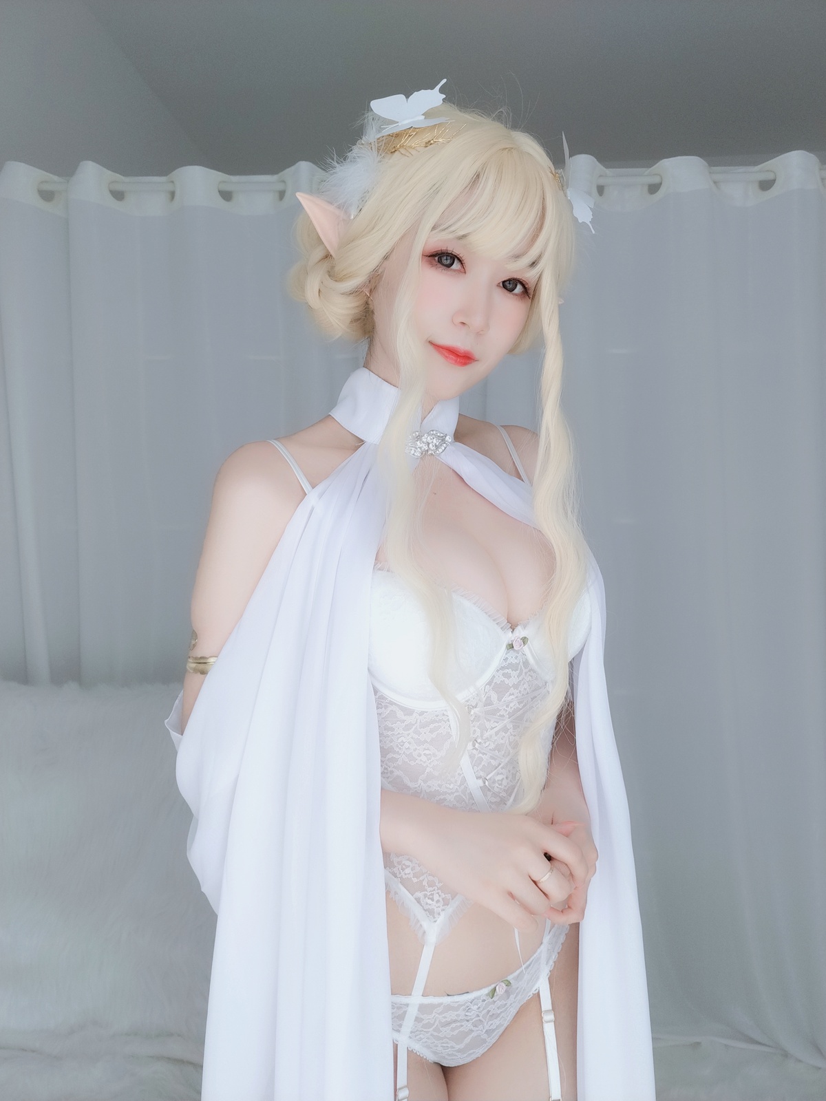 白银81 – 自撮り Vol.45 小白羊-COS世界