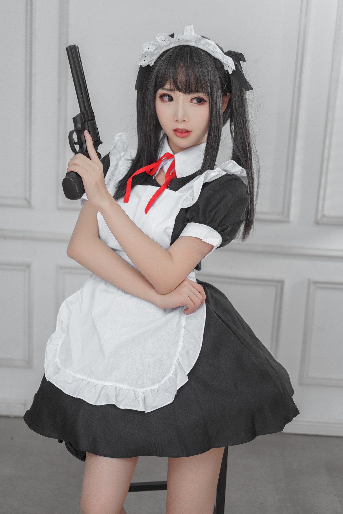 图片[5]-微博Coser@面饼仙儿 NO.062 左轮女仆-COS世界