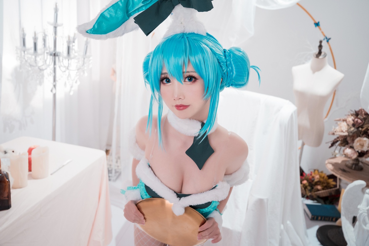 微博Coser@面饼仙儿 NO.092 初音兔女郎-COS世界