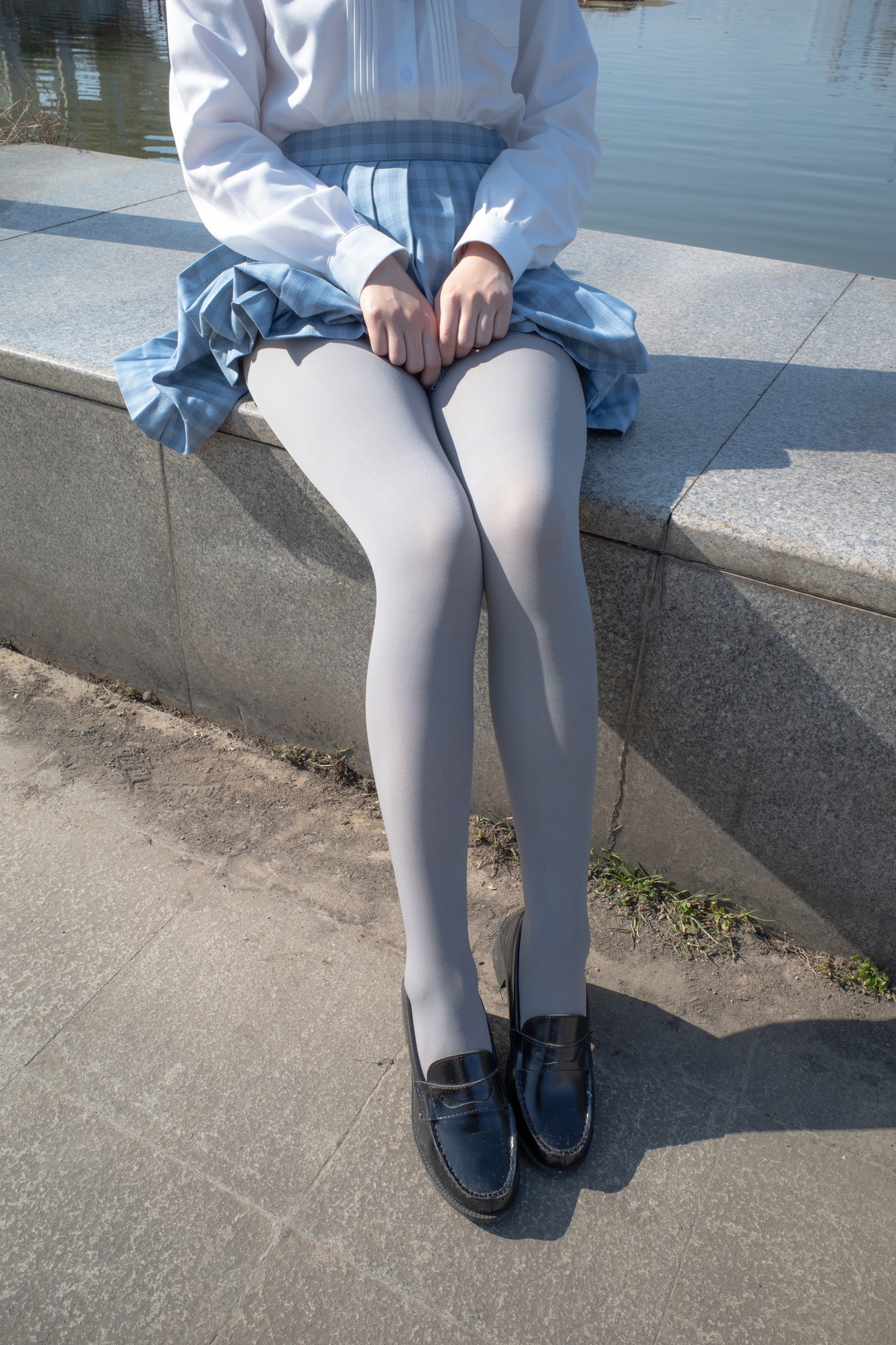 图片[5]-jk制服妹子户外白丝制服-COS世界