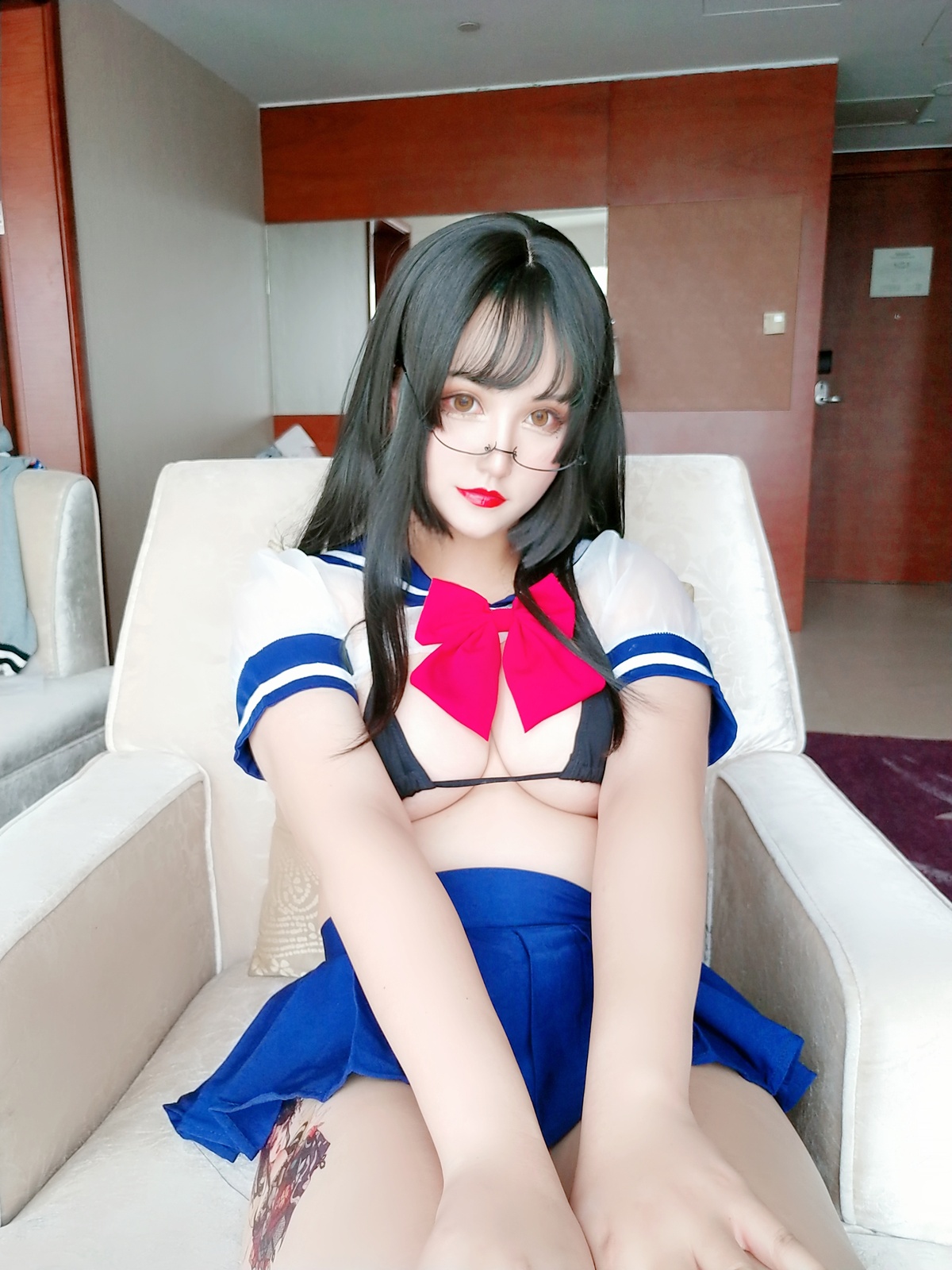 「微博红人」夏鸽鸽不想起床 NO.013 透明jk-COS世界