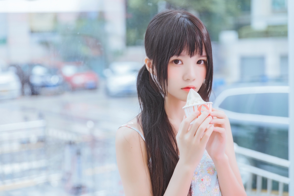 「网红精选」清纯可爱系妹子-冰淇淋-COS世界
