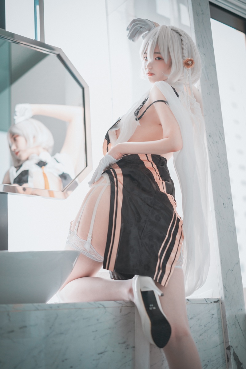南韩小可爱bambi@BamBi밤비 –  Azur Lane HMS Sirius-COS世界