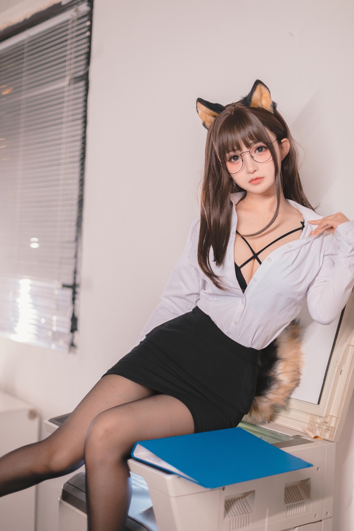 图片[2]-「桜井宁宁」宁宁私房写真图集全套资源含视频之柴犬秘书-COS世界