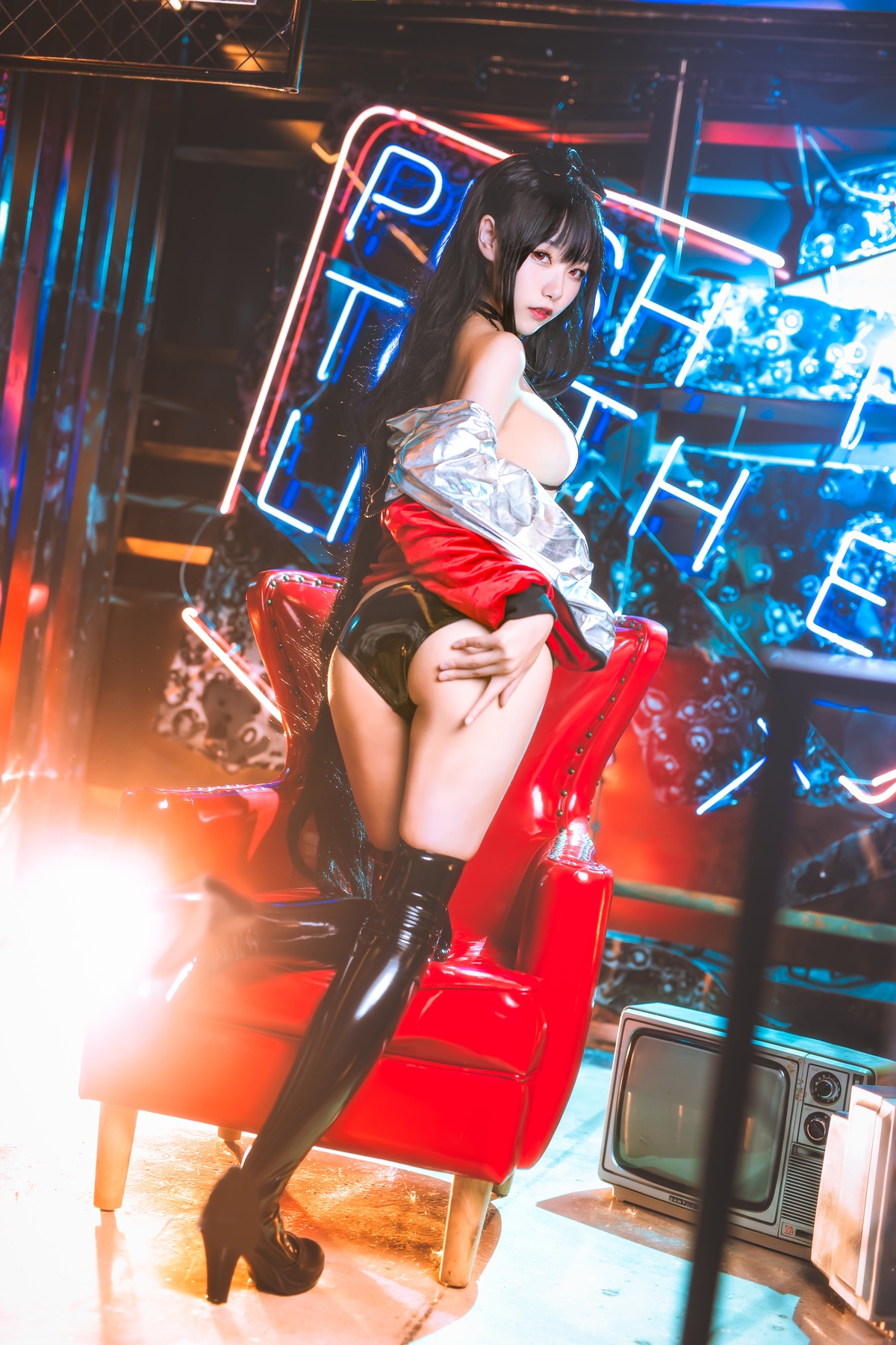 图片[3]-「微博红人」Momoko葵葵 – NO.24 -真爱 大凤本子-赛车-COS世界