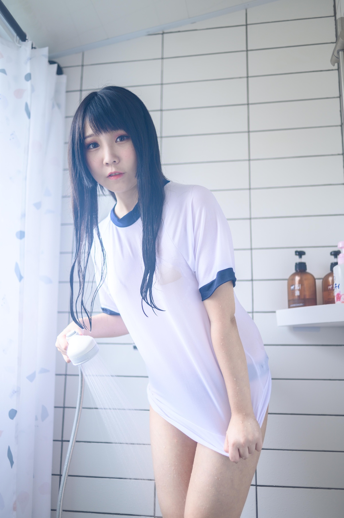 「动漫博主」寶儿Mysterial – NO.03 民宿私影 调色-COS世界