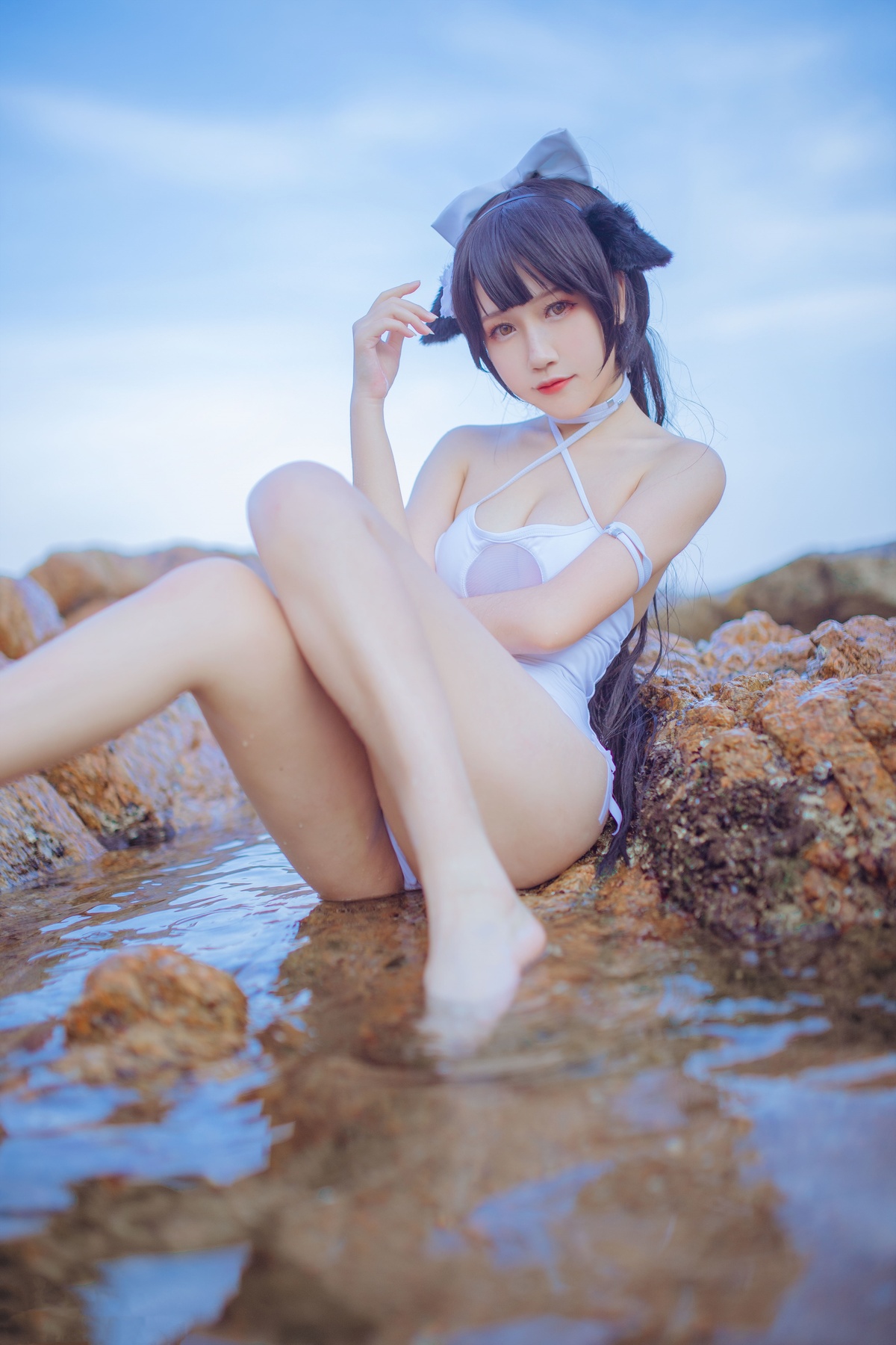 图片[2]-抖娘利世_NO.18 – 獒犬海边泳装-COS世界