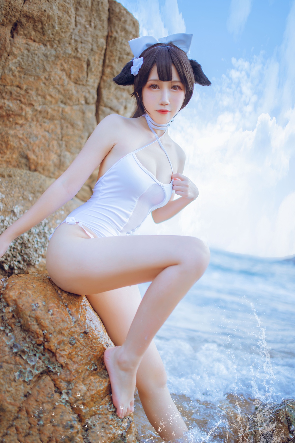 抖娘利世_NO.18 – 獒犬海边泳装-COS世界