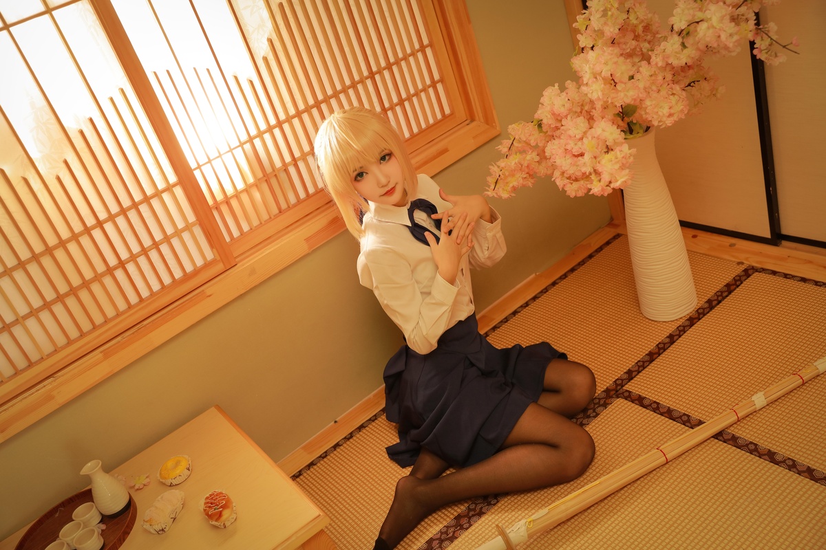 这个泡泡就是逊啦 – NO.02 saber常服-COS世界